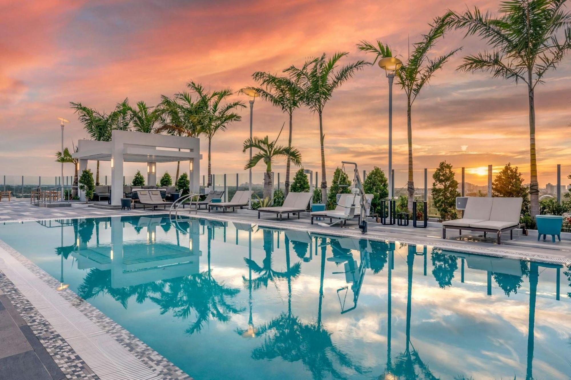 Courtyard By Marriott Fort Lauderdale Downtown المظهر الخارجي الصورة
